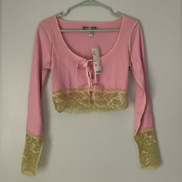 Urban Outfitters Nikko Lace Long Sleeve Top - Picture 2 of 6